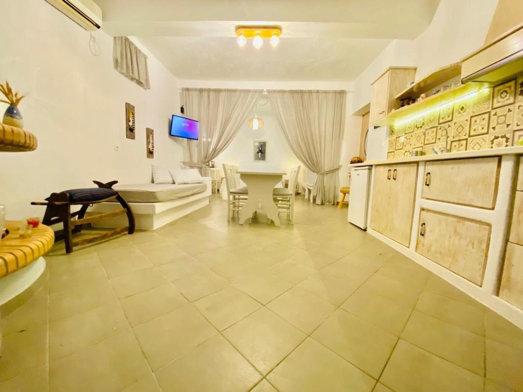 Fani Dream Suite Pachaina Exterior photo